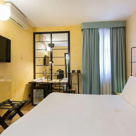 Ancora Отель Вербания