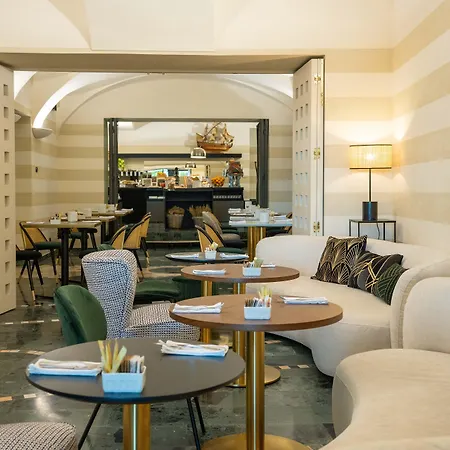 安科拉酒店 酒店